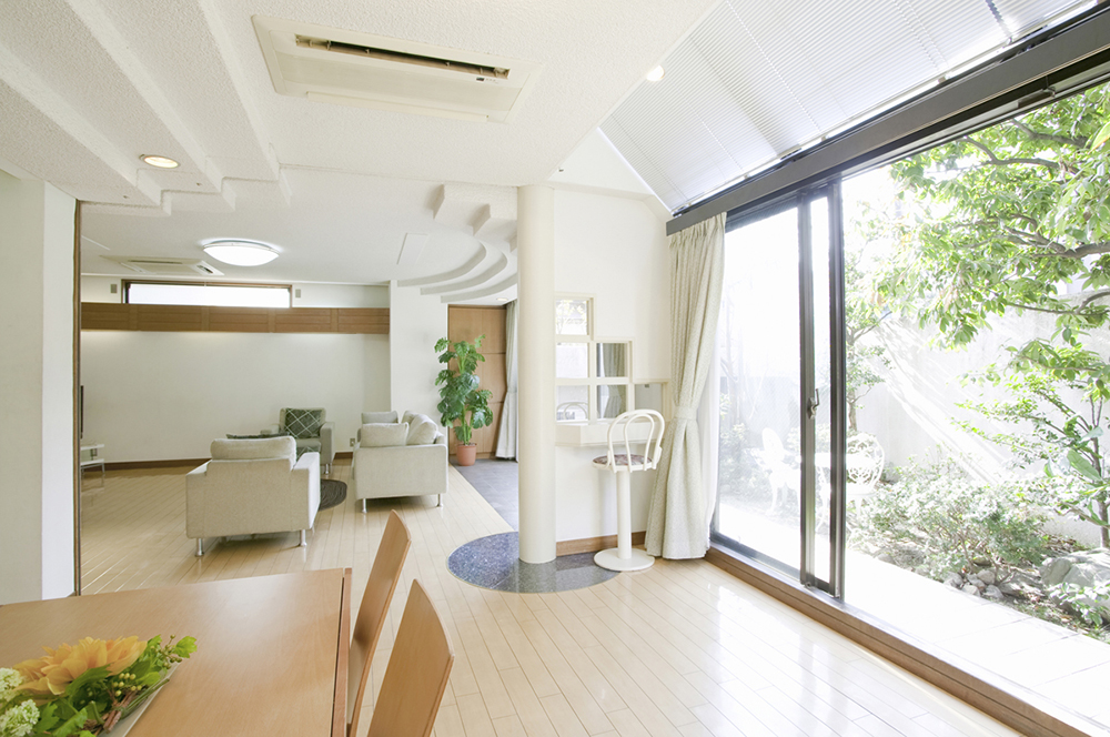 テラスのある家のメリット・デメリットについて徹底解説！完成事例の一覧も紹介